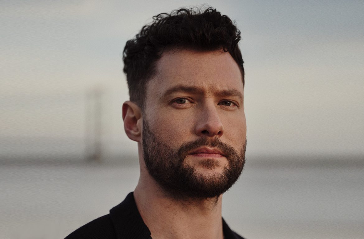 Calum Scott, britischer Sänger und BGT-Star, veröffentlicht sein Debütalbum „Only Human“. Erfahren Sie alles über seine Karriere, Biografie und Instagram.