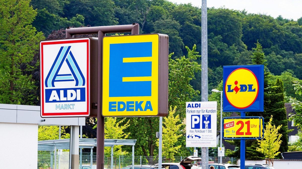 Aldi, Lidl, Edeka: Hier finden Sie alle Infos zu den Öffnungszeiten am 6. Januar in Deutschland. Welche Bundesländer feiern Epiphanie und wo bleiben die Läden zu?