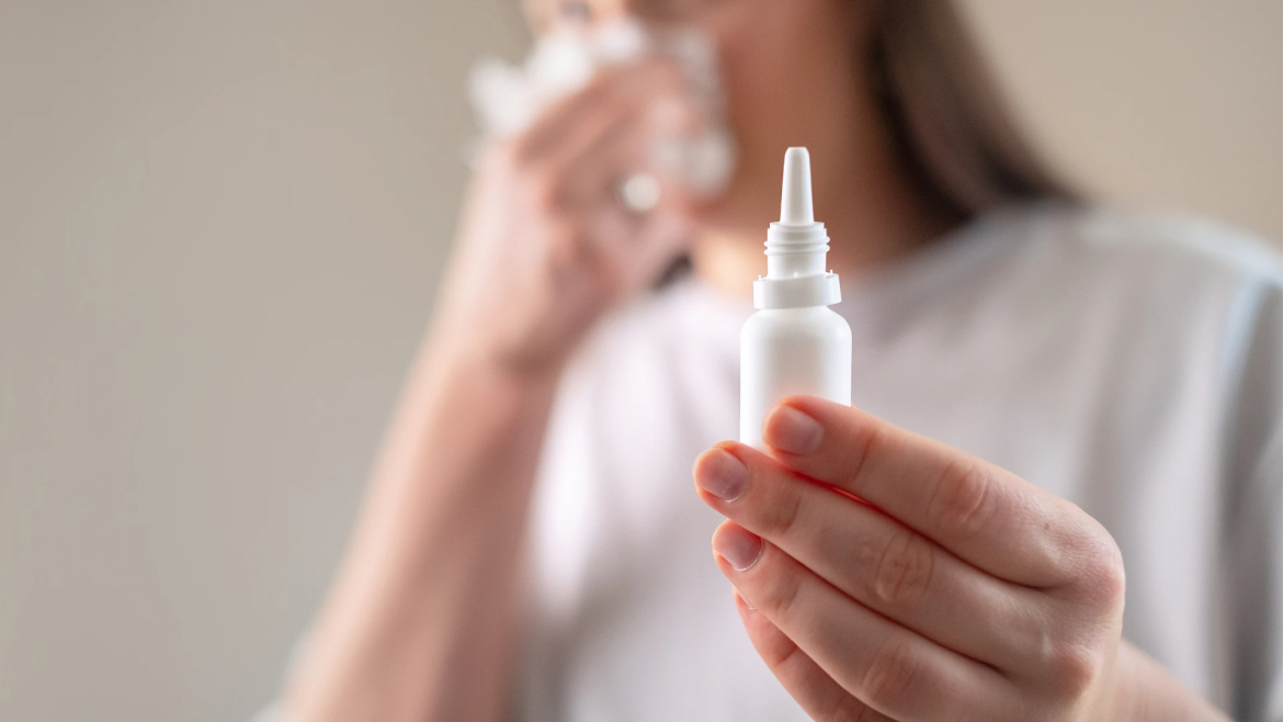 Nasenspray-Abhängigkeit besiegen: Erfahren Sie alles über Ursachen, den Rebound-Effekt und effektive Methoden zur Entwöhnung für eine dauerhaft freie Nasenatmung.