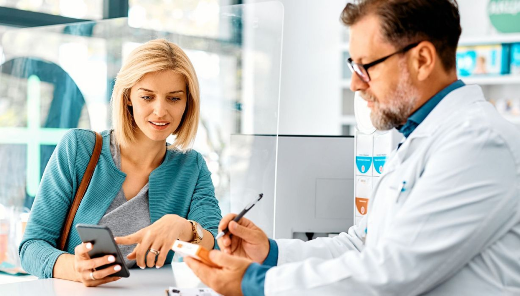 Das e-Rezept in Deutschland 2026: wie man es einfach mit Karte oder Code in der Apotheke einlöst