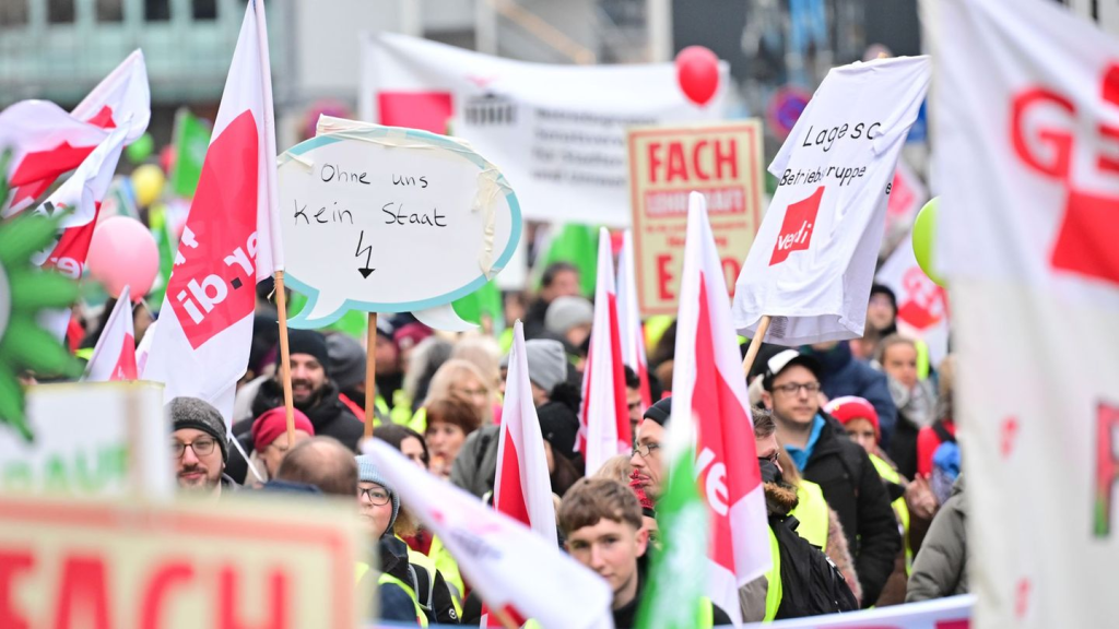 Streiks in Berlin: welche Kitas, Behörden und Bildungseinrichtungen schließen am 15. Januar 2026