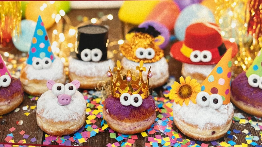 Fasching 2026 in Deutschland: Termine, Pfannkuchen-Rezepte und Bräuche zum Karneval