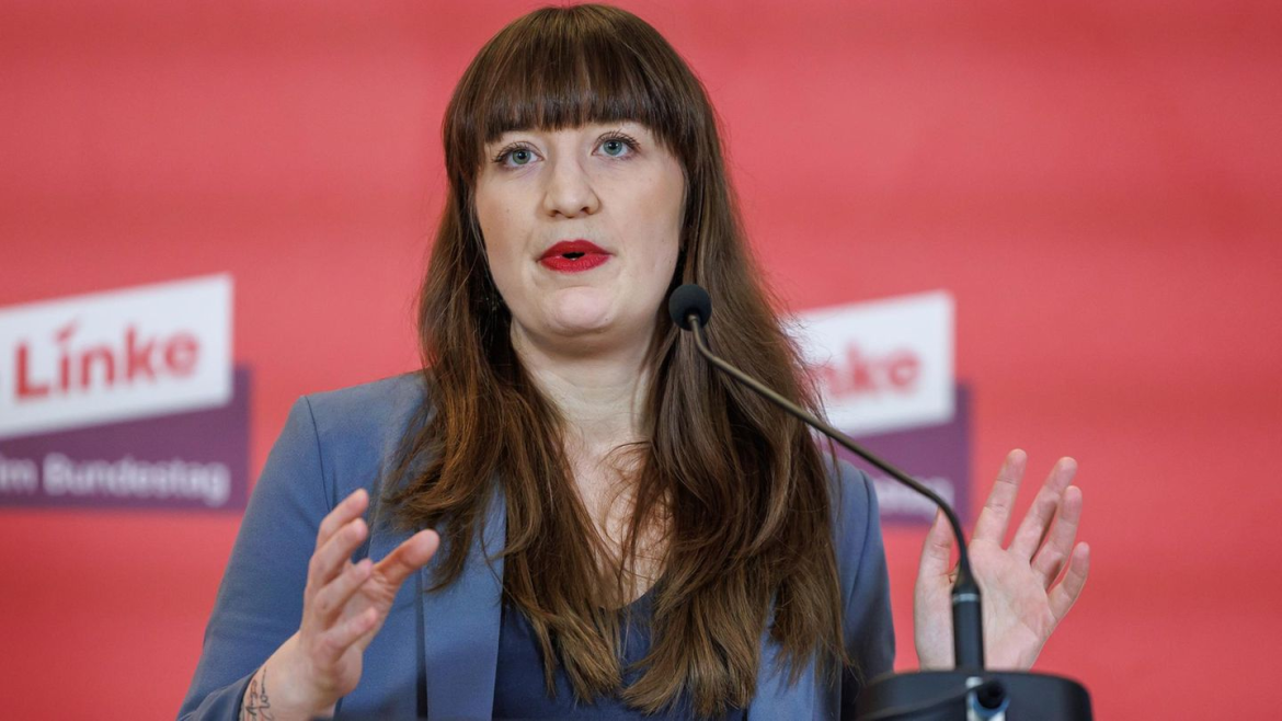 Foto mit Heidi Reichinnek neben Audi A8 sorgt online für Kritik. Faktencheck klärt: Dienstwagen der Linken-Fraktion, kein Privatfahrzeug.