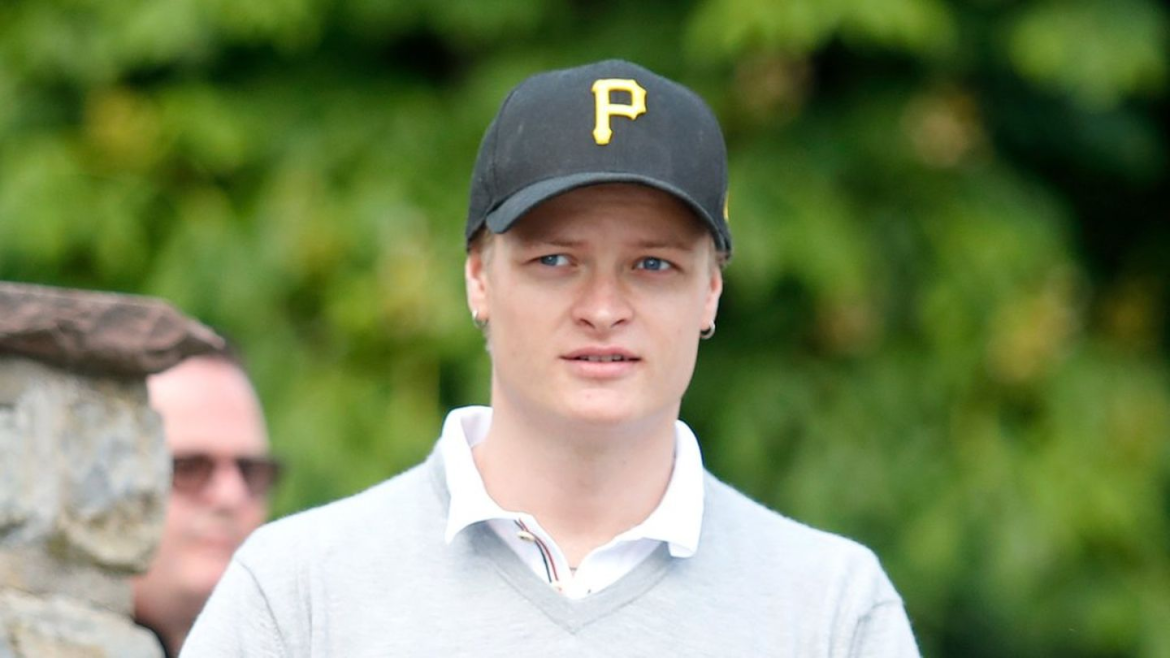 Neue Festnahme von Marius Borg Høiby in Oslo: Messerbedrohung, Kontaktverbot und 38 Anklagepunkte könnten den Prozessbeginn verzögern.