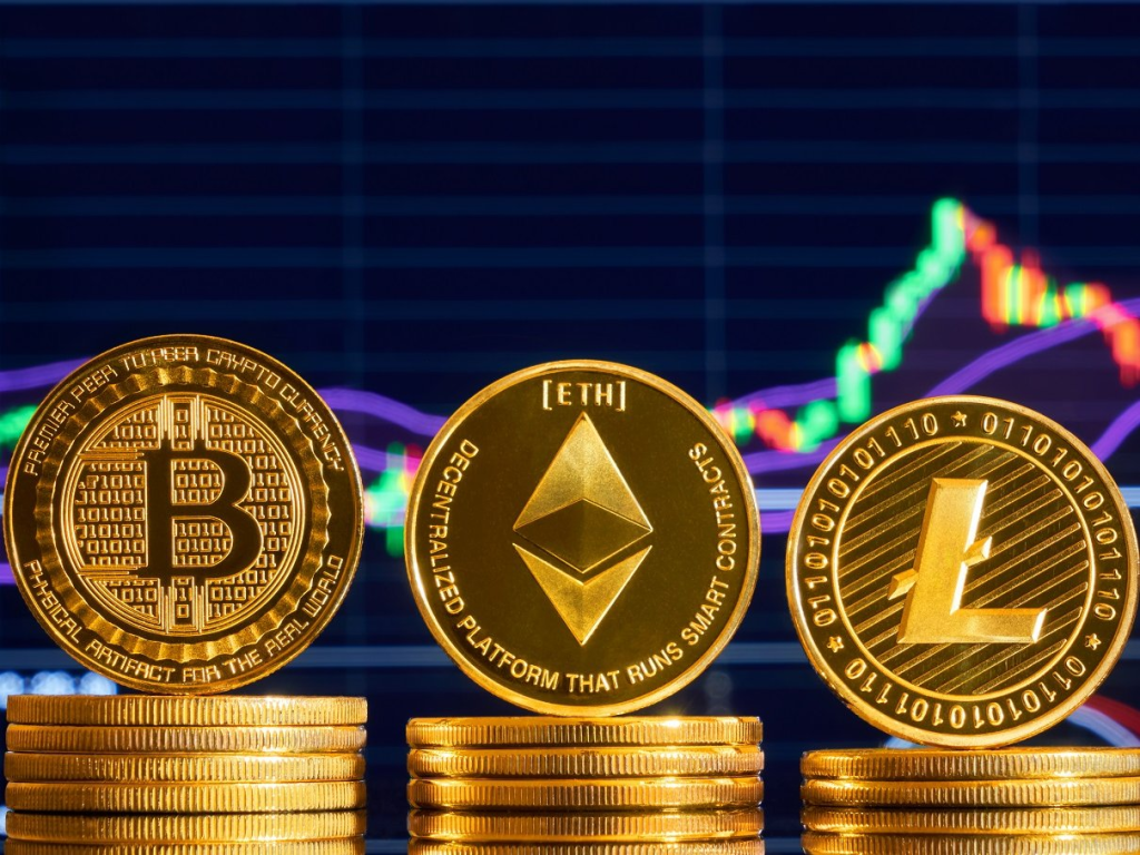 Wie man von Grund auf in Kryptowährungen investiert: Optionen mit und ohne Geld für Anfänger