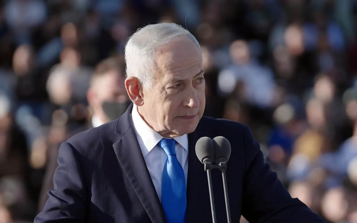 Israel und USA starten Operation gegen Bedrohung aus Iran. Netanyahu warnt Bevölkerung, Raketenalarm in Israel, Luftabwehr greift ein.