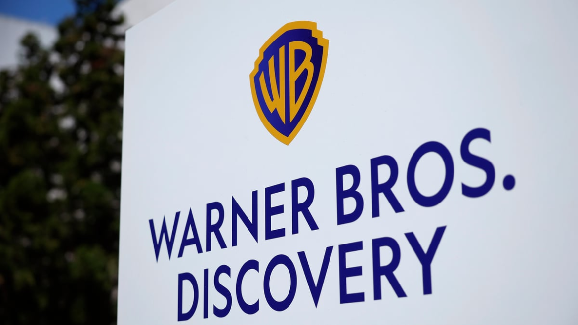 Paramount übernimmt Warner Bros. Discovery für 111 Mrd. USD. CNN wechselt Besitzer. Deal nach Netflix-Rückzug, Wettbewerbsprüfung angekündigt.