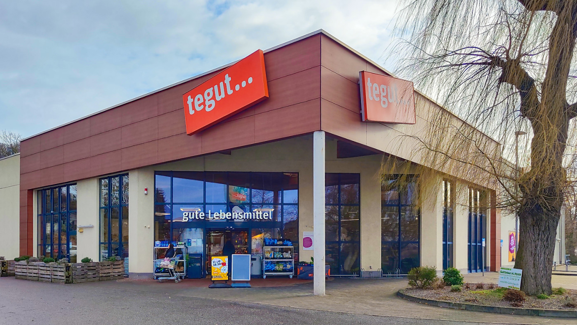 Tegut zieht sich endgültig aus Deutschland zurück. Edeka und Rewe übernehmen Filialen. Rund 7.400 Mitarbeiter sind betroffen, berichtet 4thebike.de.