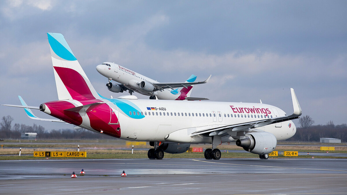 Eurowings-Piloten stimmen mit 94 % für Streik im Tarifstreit um Altersversorgung. Streikzeitpunkt unklar, Gewerkschaft fordert Arbeitgeber zum Entgegenkommen auf.