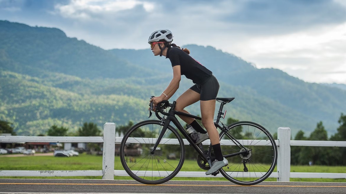 Abnehmen durch Radfahren: Wie viele Kalorien verbrennt man? Trainingsplan für Einsteiger und Fortgeschrittene. So werden Sie mit dem Rad fit und schlank.