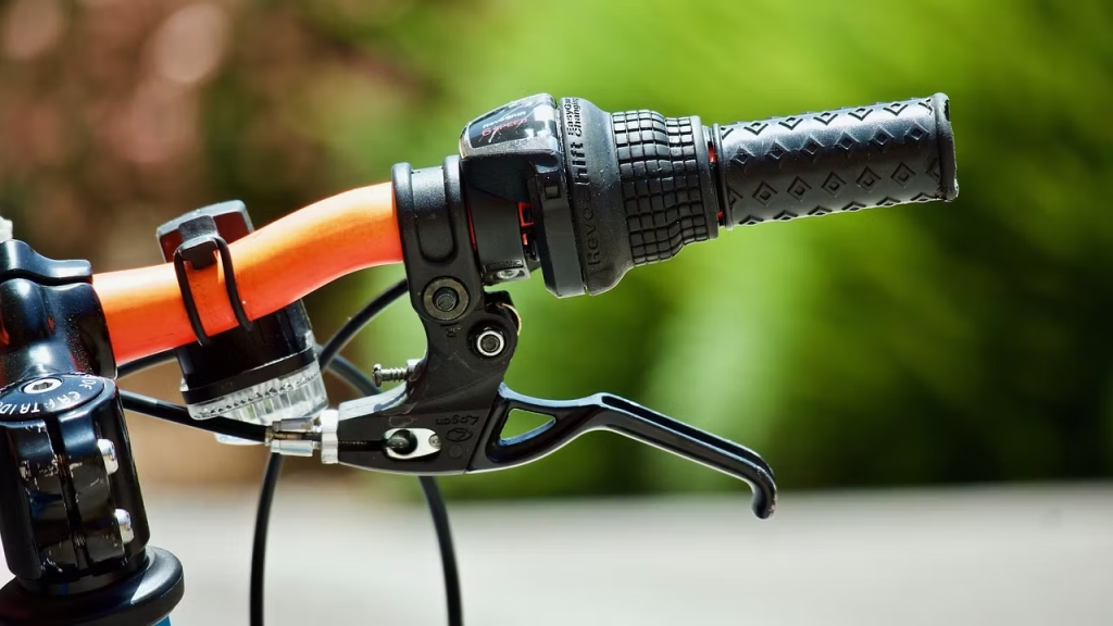 Fahrrad Bremsen einstellen: Anleitung für V-Brake und Scheibenbremse