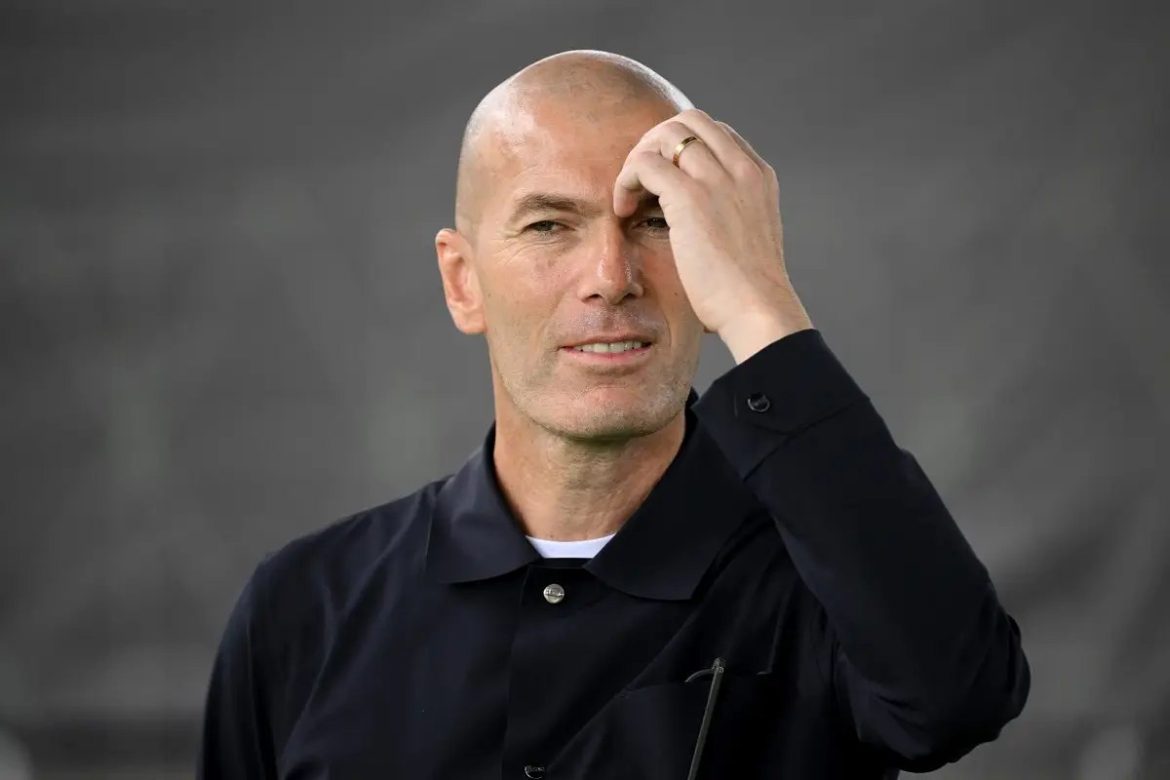 Zinédine Zidane wird neuer Trainer Frankreichs. Der 54-Jährige unterschreibt bis zur WM 2030 und debütiert gegen die Türkei.