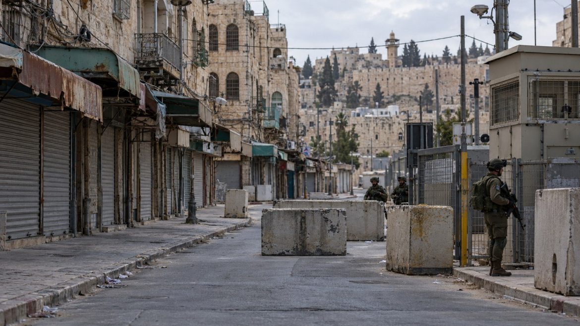 Angriff bei Hebron: 2 israelische Soldaten getötet, 3 verletzt. Netanjahu plant die Abriegelung des Westjordanlands und weitere Militäreinsätze.